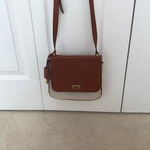 Fossil satchel